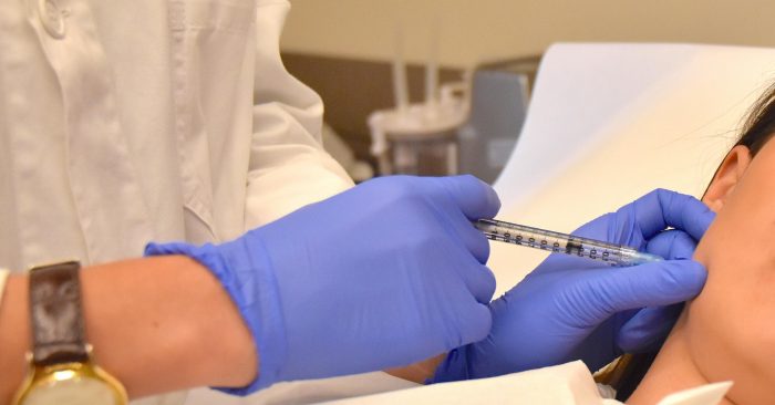 Jawline Definition: ridefinizione del bordo mandibolare